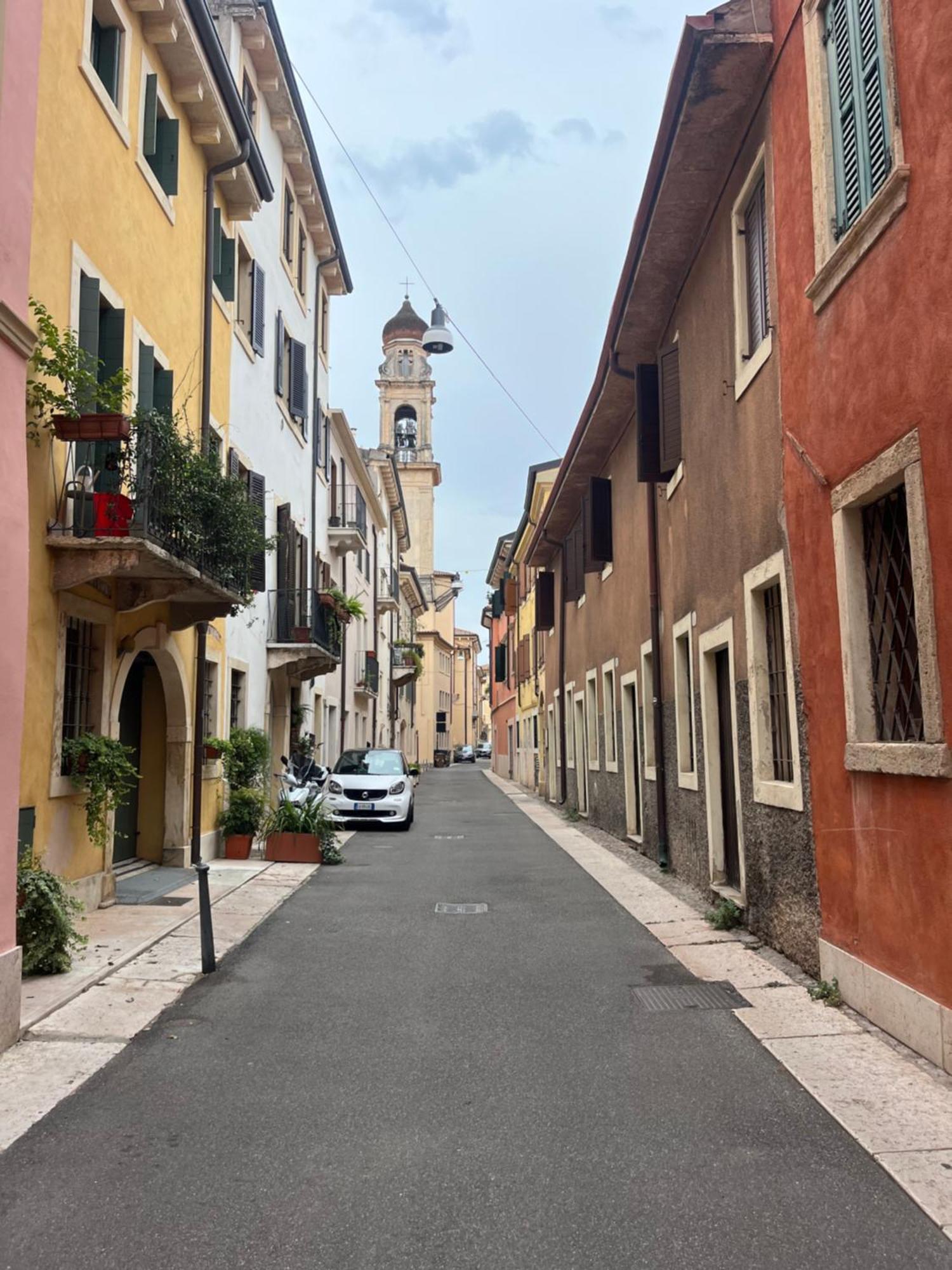 Noflik Verona Exterior foto